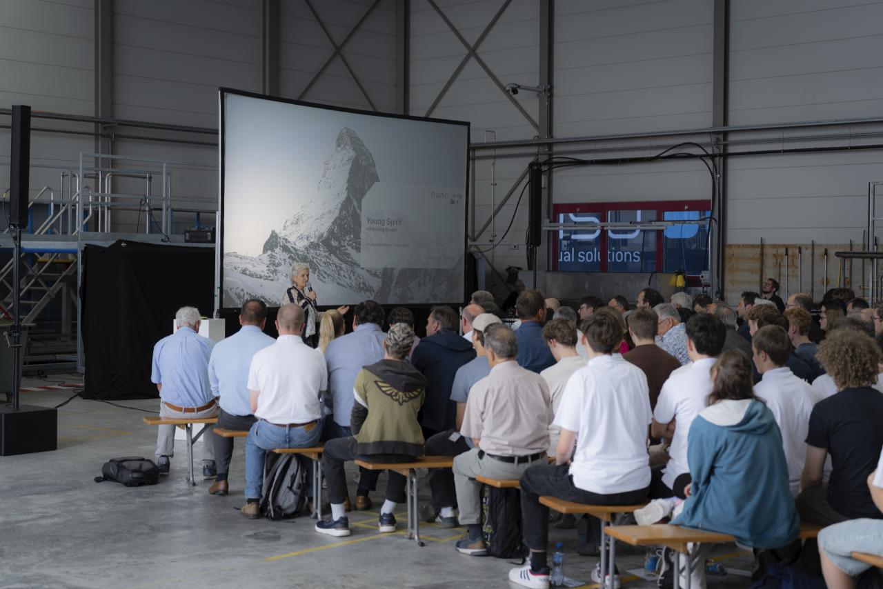 Young Spirit Unboxing-Event Helene Müller