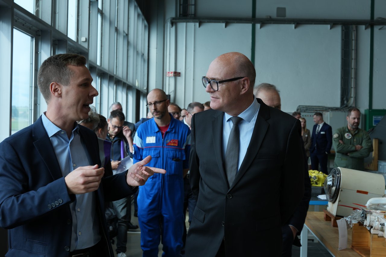 Martin Pfister besucht Payerne